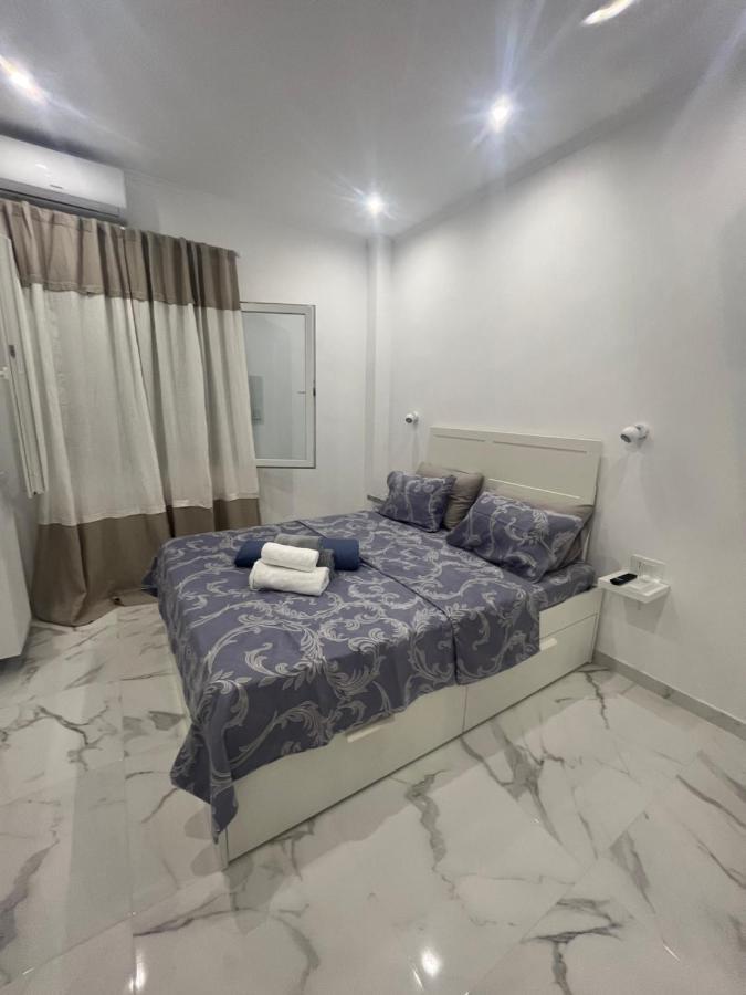 White Apartment Atenas Exterior foto